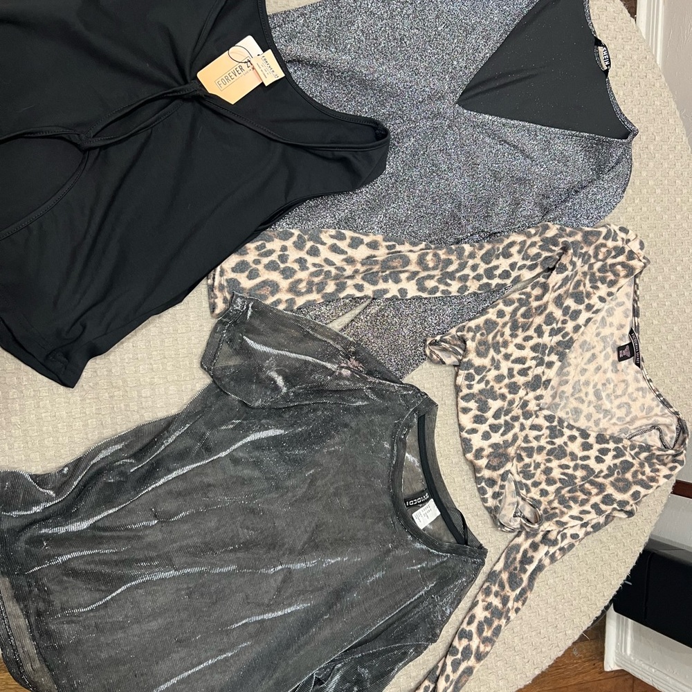 Women’s tops XS-M